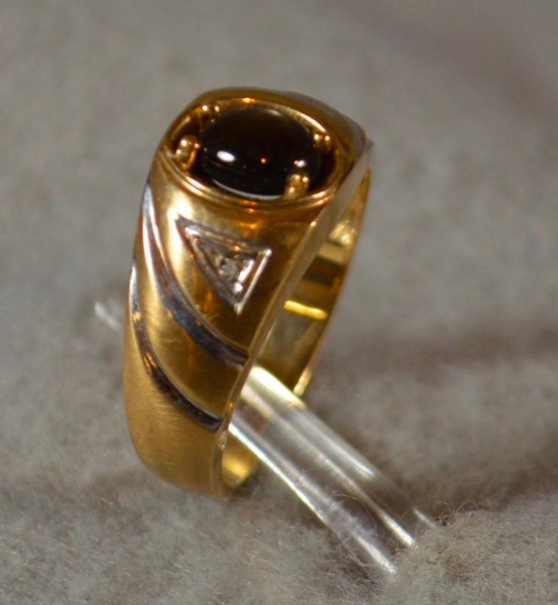 10K Gold Gentleman's Ring W/ Black Star Sapphire