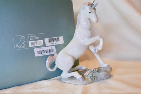 Lladro Privilege Magical Unicorn #07697
