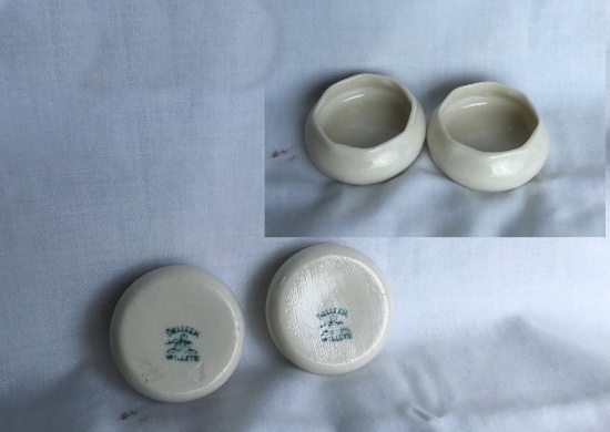 Willets Belleek Salts (2) green mark