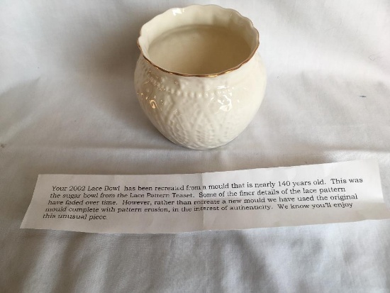 Belleek Collector Society 2002 Lace Bowl