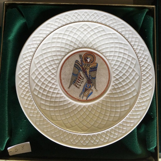 Belleek Collector Society Book of Kells - The Mark Plate w/box