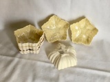 Belleek Set of 6 Salts Black Mark