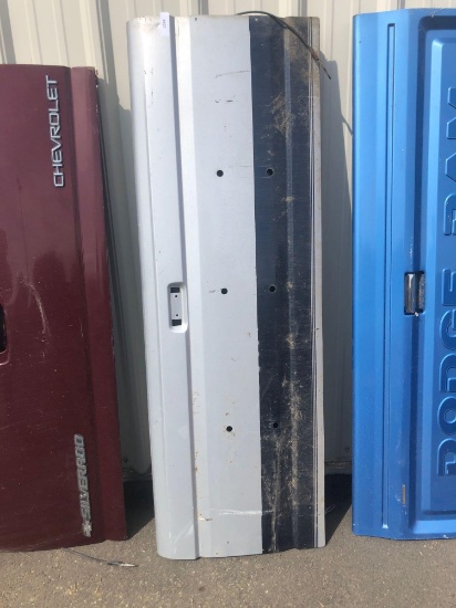 Ford Silver Tailgate