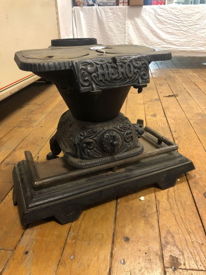 Hero Pot Belly Cast Iron Stove No. 80