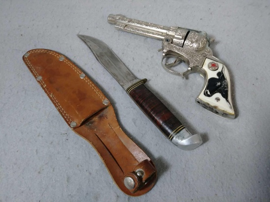 Buck Knife & Toy Revolver