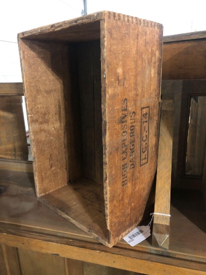 Du Pont High Explosives Wooden Crate