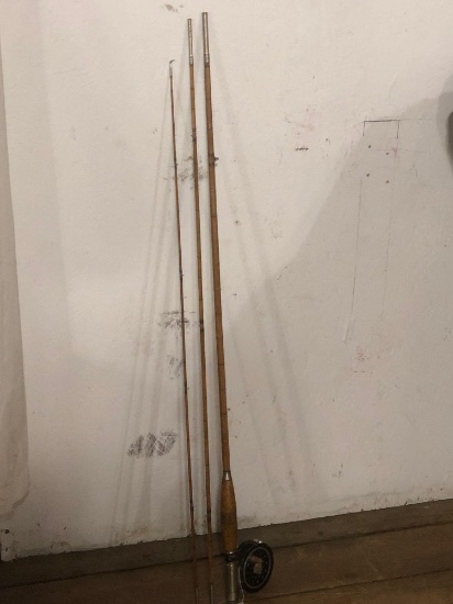 3-Pc Bamboo Fly Rod w/ PFLUEGER Medalist Reel