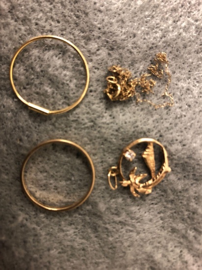 Lot of (4) Pieces of Gold
