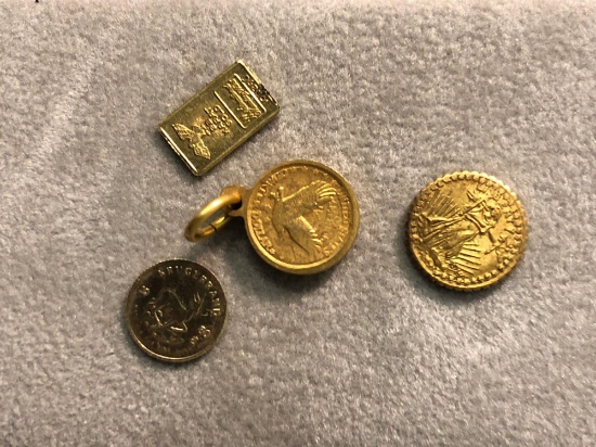 Lot of (4) Pieces of Gold Small Collectors Charms