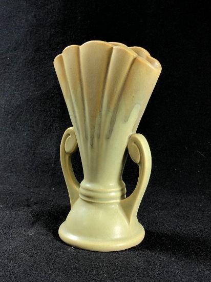 Roseville Carnelian I Tan Fan Vase