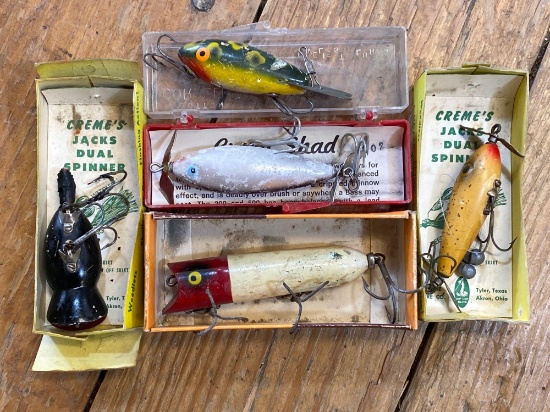 (6) Wooden Fishing Lures