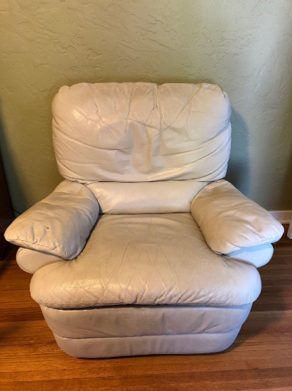 White Leather Recliner (38" H x 39" W x 33" D)