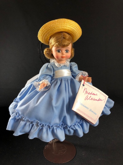 Madame Alexander Doll Betty Blue 420 Story Book