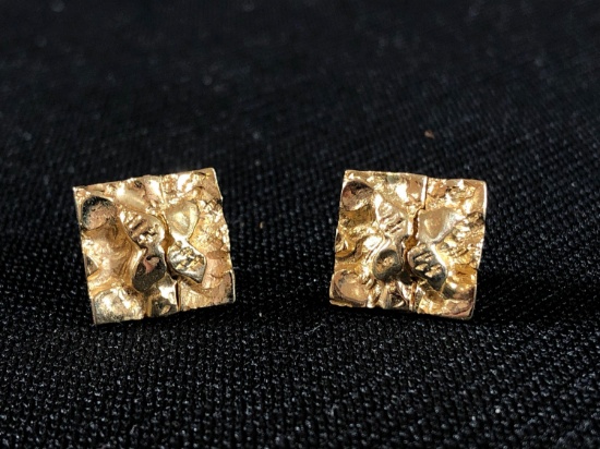 14k Gold Nugget pierced earrings 4.5 grams