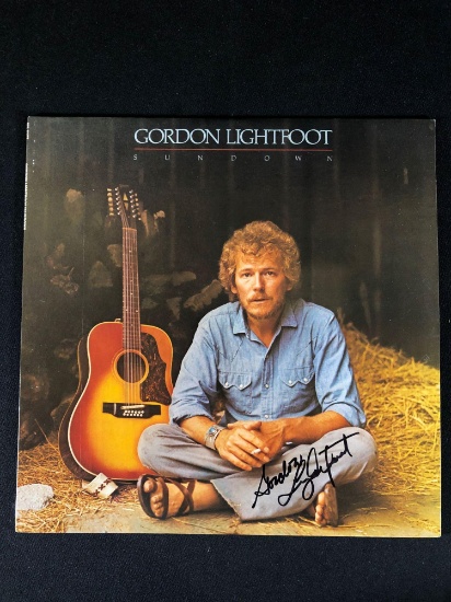 Gordon Lightfoot "Sundown" Autographed Album signed by Gordon Lightfoot