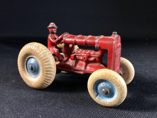 Vintage Arcade Cast Iron Tractor W/ Balloon Tires,1800 x 24