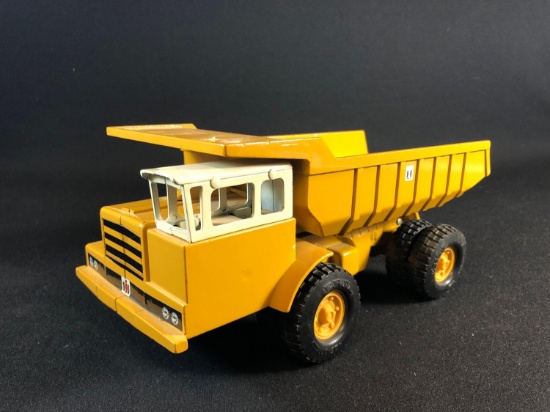 International Die Cast Dump Truck Made by ERTL Co.