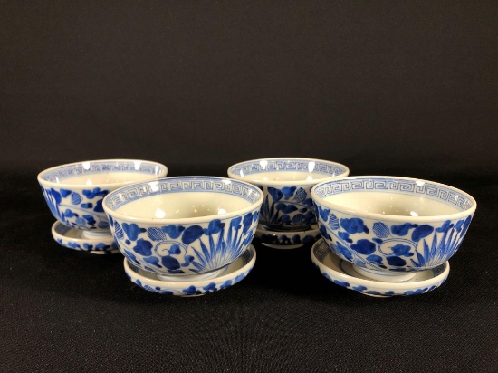 (4) Bowls w/ Lids