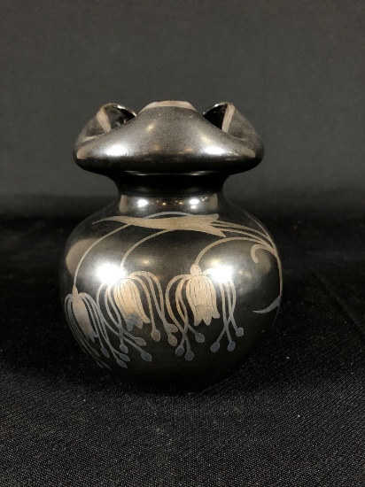 American Art Nuevo Glass Vase 5-1/2" Tall