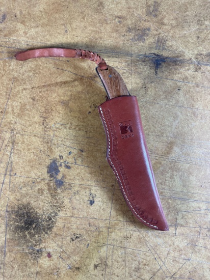 CRKT Kuskokwin Kommer Signature Hunter Fixed Blade Knife w/ Bamboo Handle and Tooled Leather Sheath