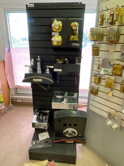 Free Standing Slat Board Display Stand (6' x 2') w/ 2' x 2' Base