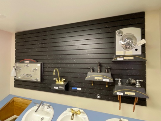 Slat Board Wall Mounted Display Unit 4' x 8'