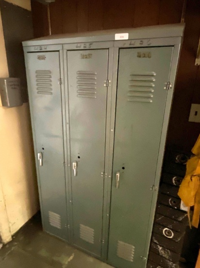 3-Locker Unit