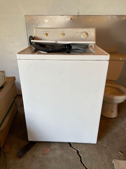 White Westinghouse Top Load Washing Machine