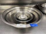 Graduated Stainless Steel Mixing Bowl Set