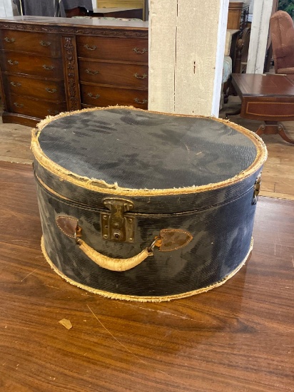 Bassett Hat Box/ Traveling Case 17"T x 18" W x 9"D