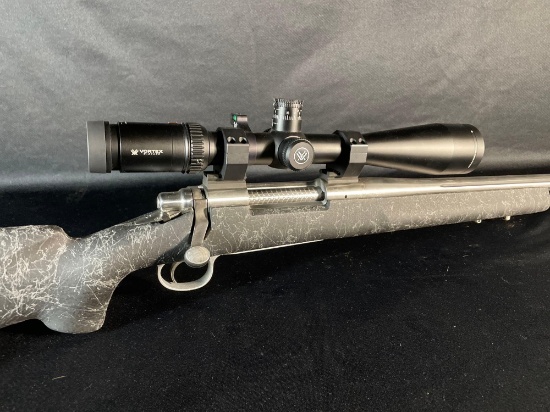 Remington Sendero Model 700 300 Ultra Mag Bolt Action Rifle w/ Vortex Viper 6-24x50 Scope