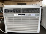 Frigidaire 220v Window Mounted Air-Conditioner Unit