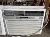 Frigidaire 220v Window Mounted Air-conditioner Unit