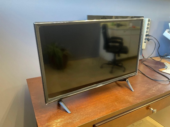 24" Vizio Flat Screen TV