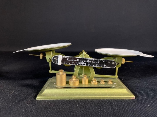 Avoir Laboratory Scale By Pelouze Manufacturing Co. w/ Original Box