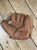 MacGregor Goldsmith G18 Baseball Glove