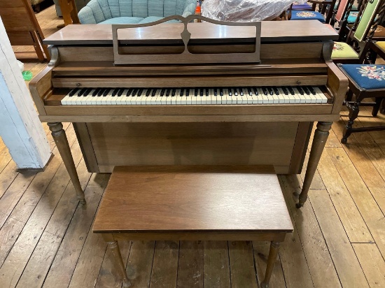 Winter & Company Upright Piano w/ Bench No. 335707