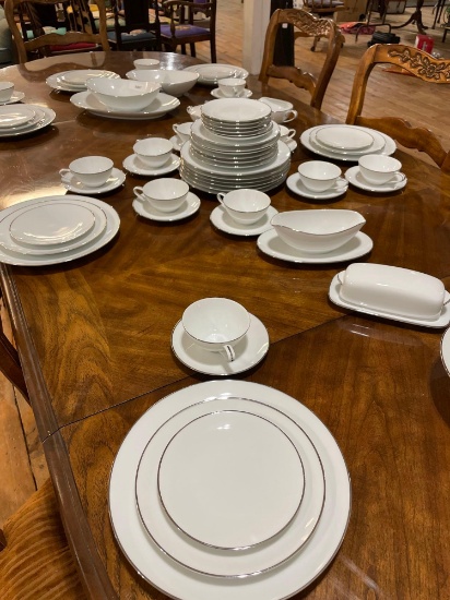 Noritake "Colony" Pattern China Set Service For 14