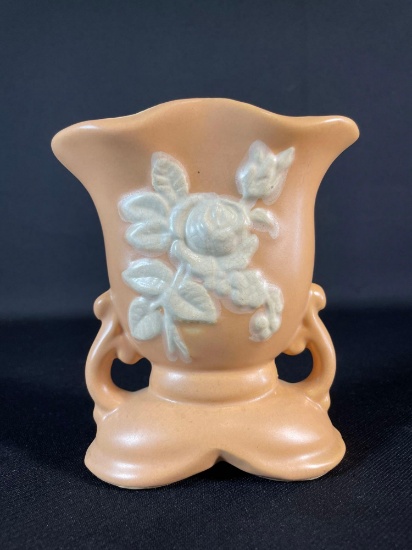 Weller Pottery Cameo Peach 2 Handled Vase w/ Cream Flower Front