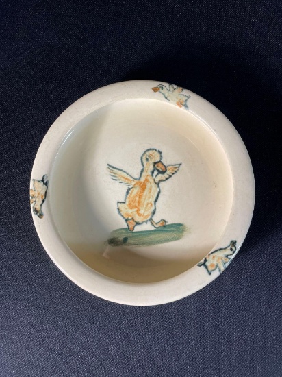 Wellerware Weller Child's Bowl w/ Angry Ducks