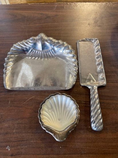 Silver Plated Crumb Catcher & Soap Dish w/ Glass Liner