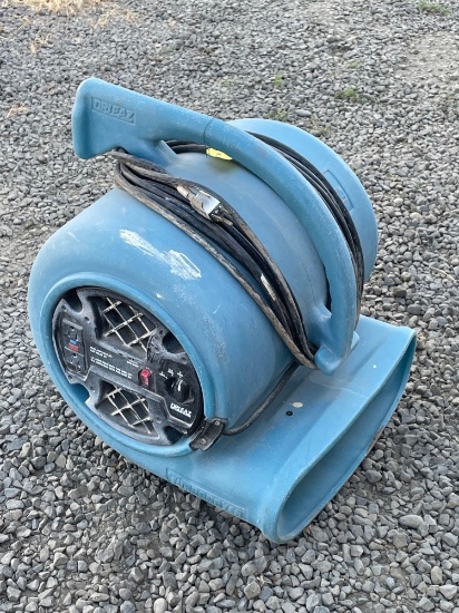Drieaz Turbodryer Airmover w/ GFCI Outlets