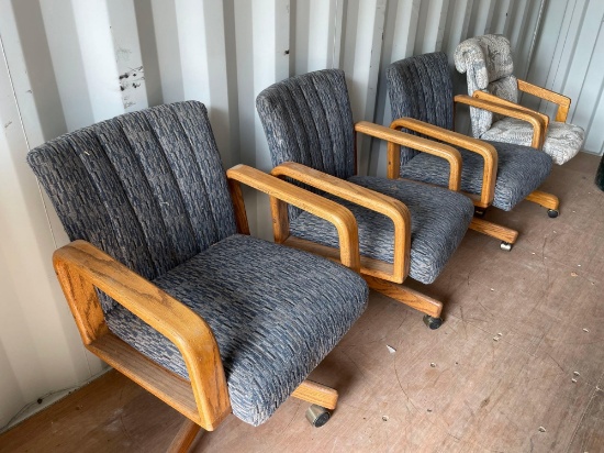 (4) rolling office chairs
