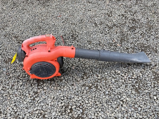 Husqvarna 125B gas leaf blower