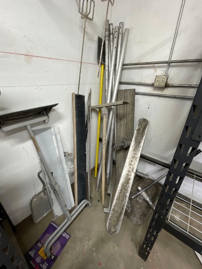 Concrete Finishing Tools