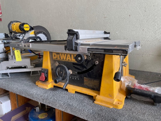 DeWalt 10" Job Site Table Saw Model DW744
