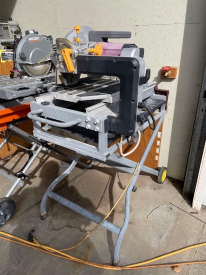 Chicago Electric 2.5hp 10" Industrial Tile/Brick Wet Saw w/ Stand