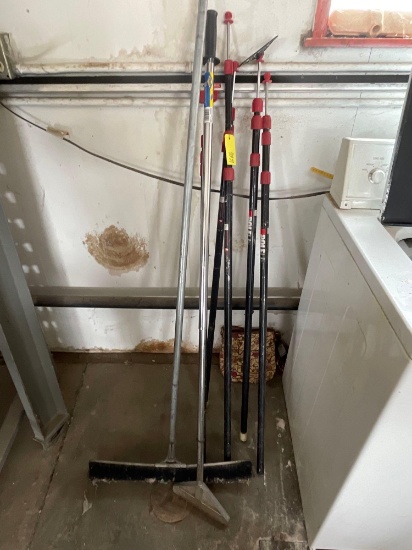 Squeege, Floor Scraper & (4) Zip Poles By Zip Wall Dust Barrier System