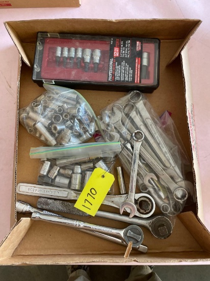Assorted Drivers, Wrenches, & Torque Set