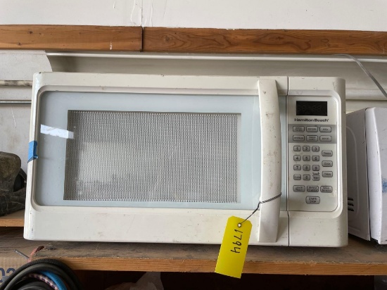 Hamilton Beach 1000 Watt Microwave